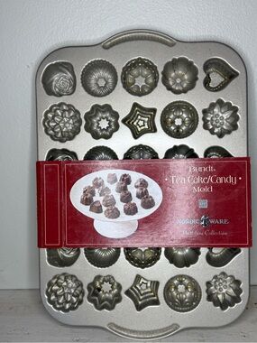 Nordic Ware Bundt Tea Cake & Candy Mold - Silver